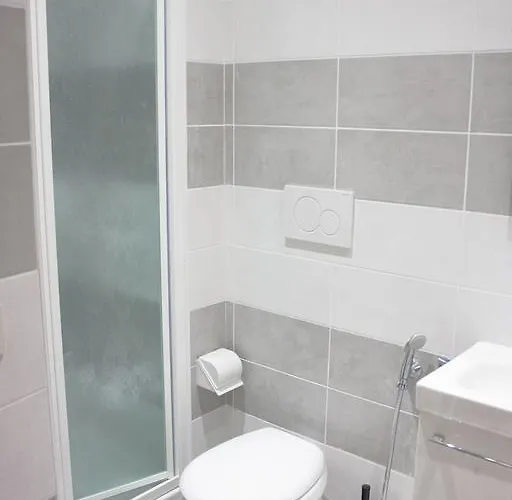 Cosmopolitan - Termini Suites *